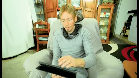 jeff online show from March 2, 2025, 5:01 am