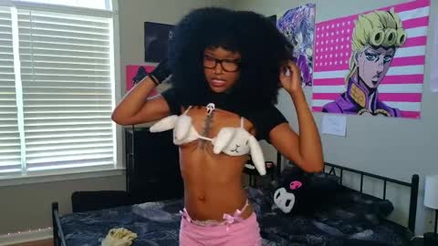 Spookie Baddie online show from April 15, 2026, 6:04 pm