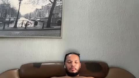 Kingsley online show from December 2, 2024, 11:45 am