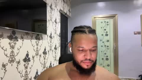 Kingsley online show from December 14, 2025, 1:55 am