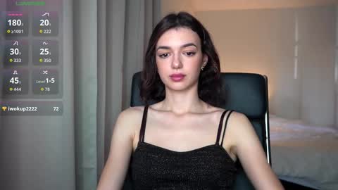 Olivia online show from November 26, 2025, 10:00 pm