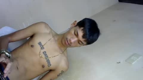 Snapshot of 0cir_asiansatisfy chatting on December 11, 2024, 9:34 pm RICK online show from December 11, 2024, 9:34 pm