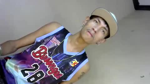 Snapshot of 0cir_asiansatisfy chatting on December 14, 2024, 9:45 pm RICK online show from December 14, 2024, 9:45 pm