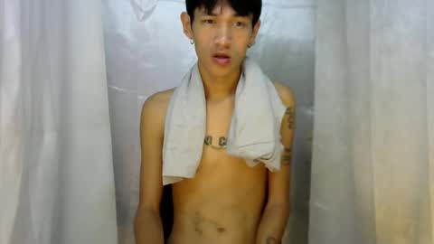 Snapshot of 0cir_asiansatisfy chatting on February 5, 2025, 6:24 am RICK online show from February 5, 2025, 6:24 am