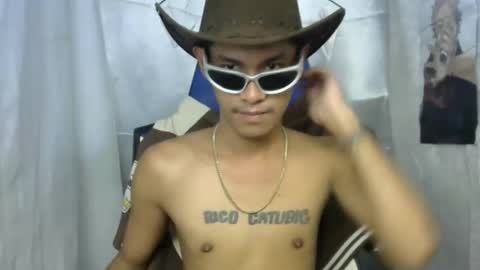 Snapshot of 0cir_asiansatisfy chatting on October 1, 2025, 8:42 am RICK online show from October 1, 2025, 8:42 am