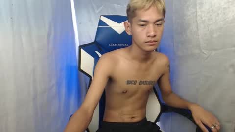 Snapshot of 0cir_asiansatisfy chatting on November 4, 2025, 4:22 am RICK online show from November 4, 2025, 4:22 am