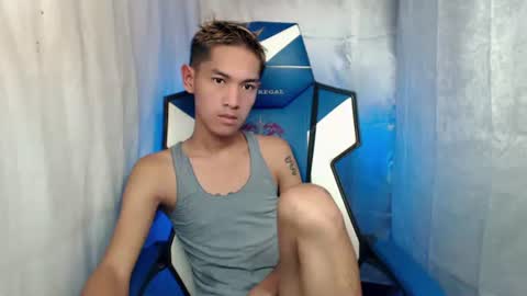 Snapshot of 0cir_asiansatisfy chatting on December 15, 2025, 3:49 pm RICK online show from December 15, 2025, 3:49 pm
