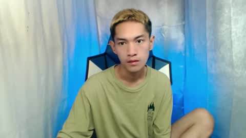 Snapshot of 0cir_asiansatisfy chatting on December 20, 2025, 6:15 pm RICK online show from December 20, 2025, 6:15 pm