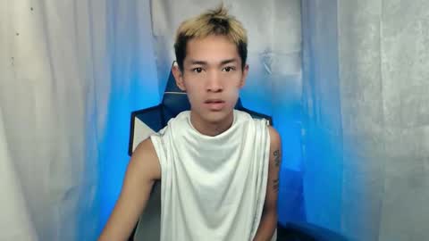 Snapshot of 0cir_asiansatisfy chatting on January 13, 2026, 8:25 pm RICK online show from January 13, 2026, 8:25 pm