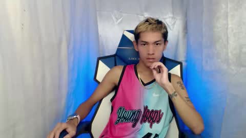 Snapshot of 0cir_asiansatisfy chatting on January 15, 2026, 5:45 am RICK online show from January 15, 2026, 5:45 am