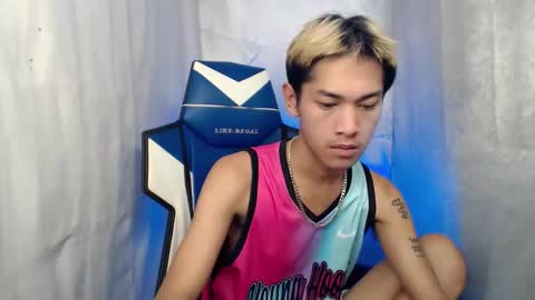 Snapshot of 0cir_asiansatisfy chatting on February 10, 2026, 4:38 am RICK online show from February 10, 2026, 4:38 am