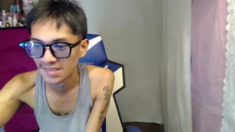 Snapshot of 0cir_asiansatisfy chatting on July 28, 2026, 7:39 pm RICK online show from July 28, 2026, 7:39 pm