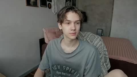 Adam online show from April 20, 2026, 4:48 am