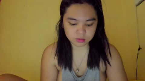 0wwlo0k online show from February 8, 2025, 11:44 am