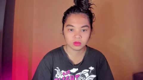 0wwlo0k online show from September 15, 2025, 5:40 am