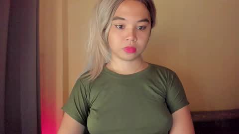 0wwlo0k online show from September 29, 2025, 5:01 am