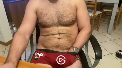 100piedi1 online show from December 15, 2024, 1:32 pm