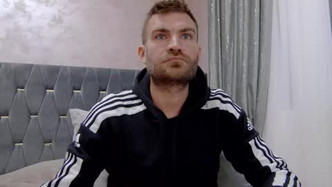 10in_deluxe online show from December 16, 2025, 10:42 am