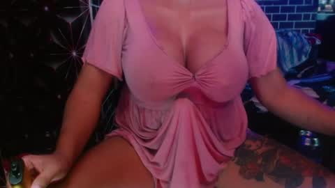 Snapshot of 11inchmonstercock4u chatting on July 7, 2026, 6:47 am i am trixie im Your Selfsucking Mistress online show from July 7, 2026, 6:47 am