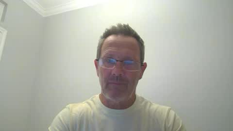 13glanmorfa online show from November 1, 2025, 12:40 pm