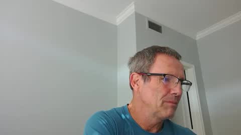 13glanmorfa online show from November 12, 2025, 2:06 pm