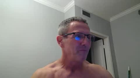 13glanmorfa online show from November 25, 2025, 6:02 am