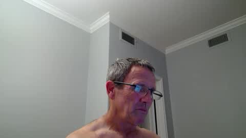 13glanmorfa online show from April 22, 2026, 3:31 am