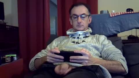 18remy45 online show from December 4, 2024, 8:51 pm