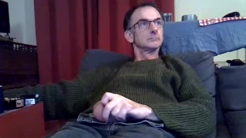 18remy45 online show from December 19, 2024, 9:28 pm