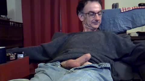 18remy45 online show from February 3, 2025, 9:29 pm