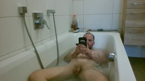 Snapshot of 19berni91 chatting on October 19, 2025, 1:23 pm berni online show from October 19, 2025, 1:23 pm