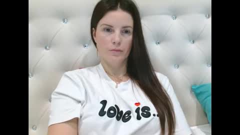 1baby_sweet online show from April 7, 2026, 12:05 pm