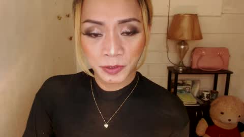 Snapshot of 1bigsurprise4you chatting on December 5, 2024, 10:12 am angel online show from December 5, 2024, 10:12 am
