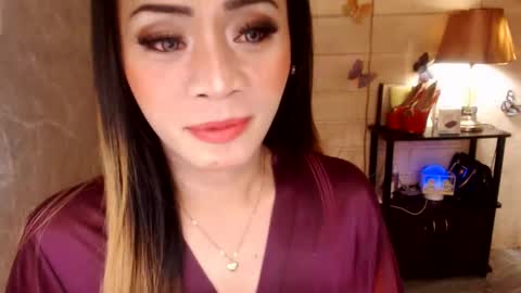 Snapshot of 1bigsurprise4you chatting on October 20, 2025, 7:58 pm angel online show from October 20, 2025, 7:58 pm