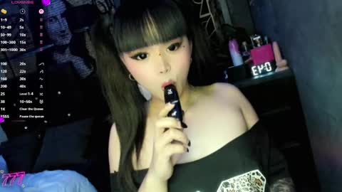 Snapshot of 1hottiegabby chatting on May 5, 2026, 1:02 am Gabby online show from May 5, 2026, 1:02 am