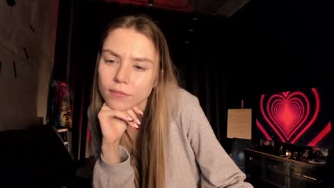 Lily 3 online show from January 19, 2025, 9:13 pm