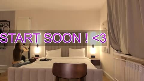 Lily 3 online show from November 11, 2025, 6:52 pm