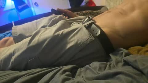 1knightluver69 online show from July 5, 2026, 4:47 pm