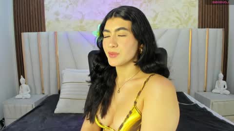 Snapshot of 1m_emily chatting on January 28, 2025, 9:50 pm . online show from January 28, 2025, 9:50 pm
