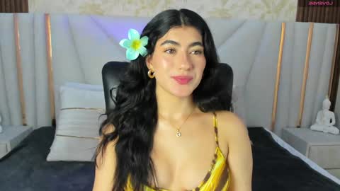 Snapshot of 1m_emily chatting on January 29, 2025, 1:27 am . online show from January 29, 2025, 1:27 am