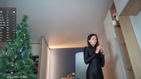 Marie online show from January 29, 2025, 7:32 pm