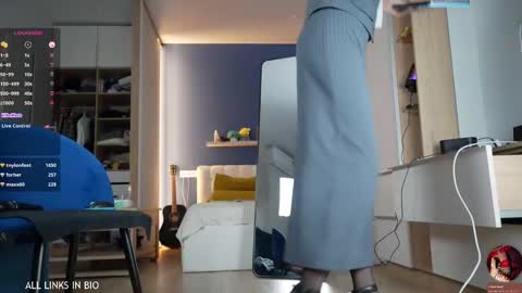 Marie online show from March 10, 2025, 10:24 pm