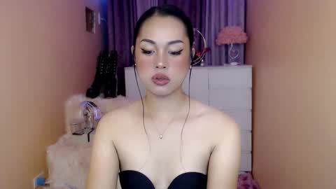 1miracle_tranny online show from January 7, 2026, 5:43 am