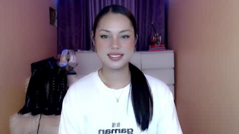 1miracle_tranny online show from June 26, 2026, 7:35 am
