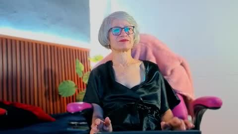 Miss Monserrate online show from February 4, 2026, 12:55 pm