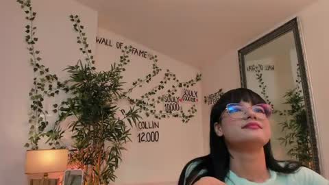 Moona  online show from July 23, 2026, 7:34 pm