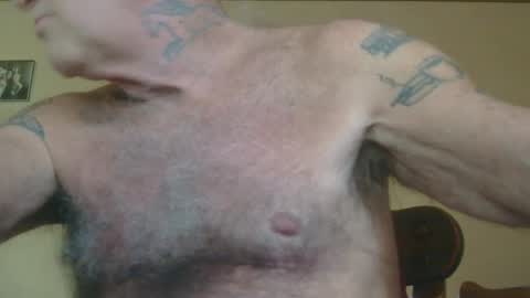 Snapshot of 1pizza__6beers chatting on October 4, 2025, 5:55 pm Pizza online show from October 4, 2025, 5:55 pm