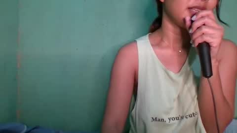 1smile4u online show from December 24, 2024, 10:33 am