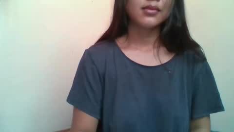 1smile4u online show from April 5, 2026, 3:04 am