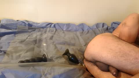 1toxiclust online show from December 2, 2025, 11:23 pm